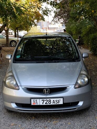 купить зикр в бишкеке: Honda Jazz: 2003 г., 1.5 л, Автомат, Бензин, Хэтчбэк