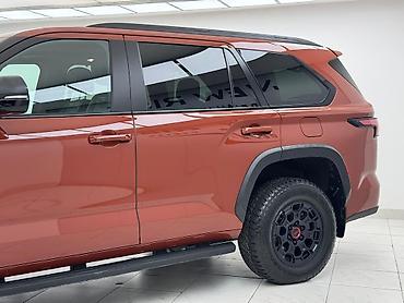 Toyota: Toyota Sequoia: 2024 г., Внедорожник — 5