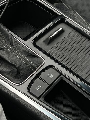 Hyundai: Hyundai Sonata: 2019 г., 2 л, Автомат, Газ, Седан — 12