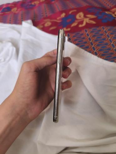 Apple iPhone: IPhone X, Gümüşü, Face ID — 5