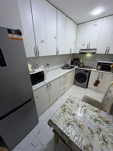 Сниму квартиру: 3 комнаты, 114 м² — 6