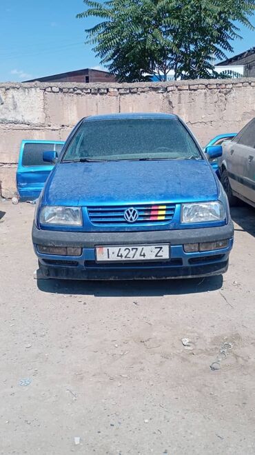 фольксваген венто кузов: Volkswagen Vento: 1993 г., 1.8 л, Механика, Газ, Седан