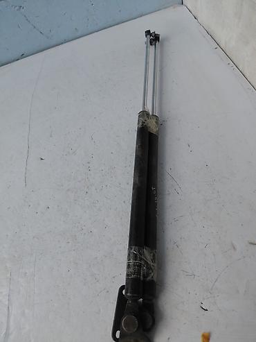 pump wedge: Комплект амортизаторов Nissan 1995 г., Б/у, Оригинал, Япония — 2