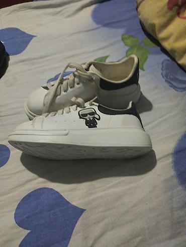 Patike: Komplet obuće – 3 para 1) Bele sportske patike - Mrežasti paneli za — 5