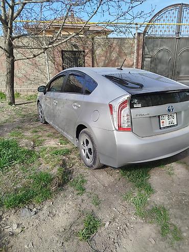 форанер 2010: Toyota Prius: 2012 г., Гибрид, Хэтчбэк — 2