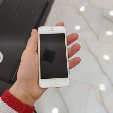 Apple iPhone: IPhone 5, < 16 GB, White Titanium