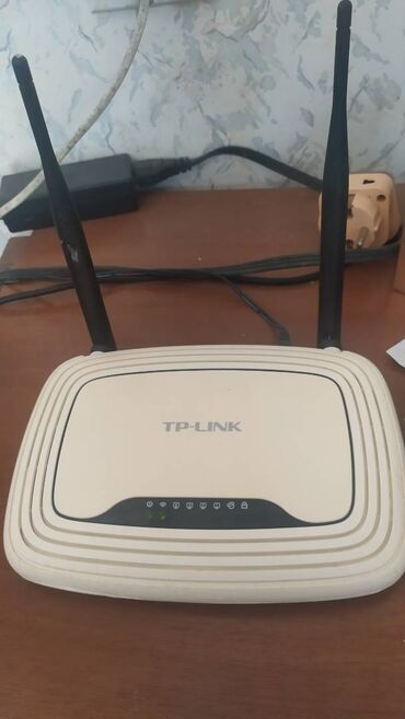 fi fa siqnal: Router "TP-Link" wi fi 4 portlu