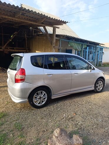 хонда жаз сатылат: Honda Fit: 2003 г., 1.3 л, Вариатор, Бензин, Хетчбек