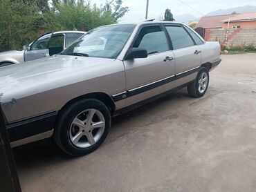 меняю на недвижимость: Audi 100: 1987 г., 2.3 л, Механика, Бензин, Седан