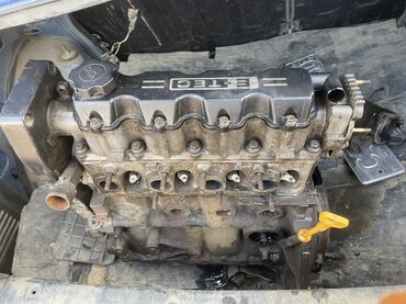 Двигатели, моторы и ГБЦ: Бензиновый мотор Daewoo 1.5 л — 1