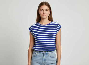 bluzki bialo czerwone paski: Women`s T-shirt, size S