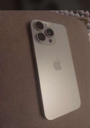 samsung z fold 4 ikinci el: IPhone 15 Pro Max, 256 GB, Barmaq izi, Face ID