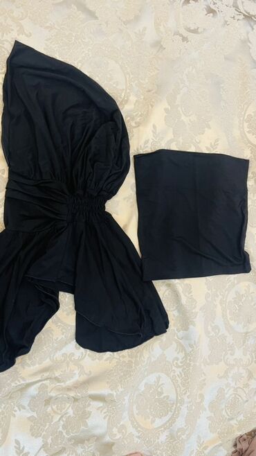 Hicab: Hicablar yenidir 10 azne ustunde bone hediyye. Her biri ayri ayriligda — 2