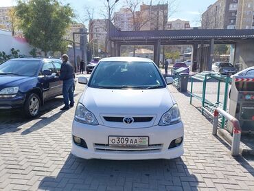 Toyota: Toyota Ipsum: 2005 г., 2.4 л, Автомат, Бензин, Минивэн