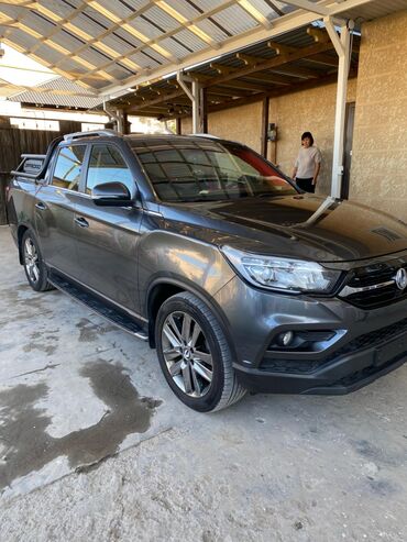 транспорты: Ssangyong Rexton: 2018 г., 2.2 л, Типтроник, Дизель, Пикап