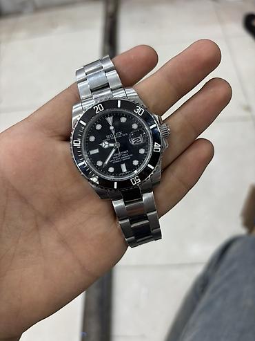 ucuz saatlar instagram: Rolex Submariner Date, paslanmayan poladdan (Oystersteel) korpus və — 1