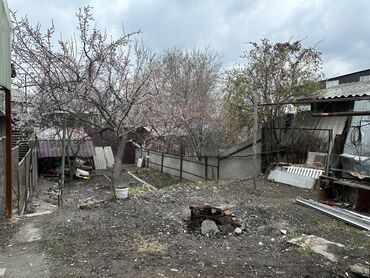 Продажа домов: Полдома, 1 м², 3 комнаты, Собственник, Косметический ремонт
