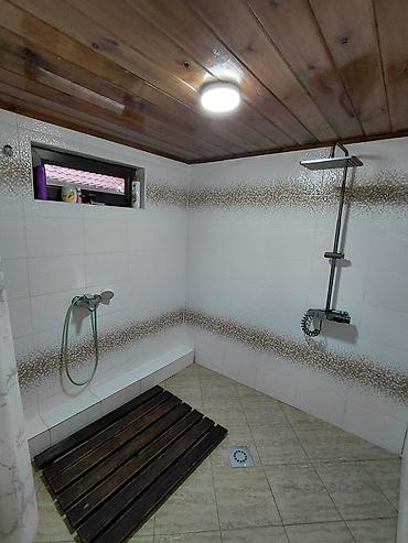 Посуточная аренда домов: 100 м², 5 комнат, Парковка, Видеонаблюдение, Подвал, погреб — 23