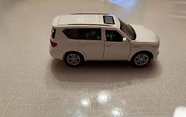 nerf satisi: Ağ rəngli metal oyuncaq SUV model maşın - Korpus: metal gövdə, detalı — 3