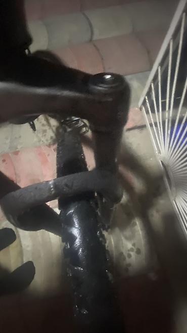 Dağ velosipedləri: Dağ velosipedi – 26” təkərli, disk əyləcli Xüsusiyyətlər: - Çərçivə — 1