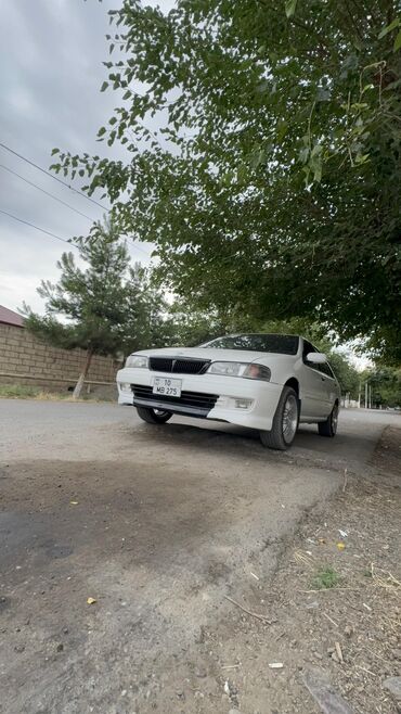 Nissan: Nissan Sunny: 1.6 l | 2000 il Sedan — 4
