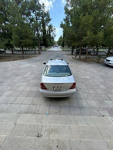 mercedes vito 8 1: Mercedes-Benz C-Class sedan (W203), gümüş rəng. -Maşın Şirvandadır — 5