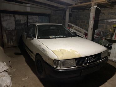 Audi: Audi 80: 1990 г., 1.8 л, Механика, Бензин