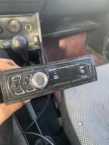 Магнитолы: Автомагнитола 1DIN с Bluetooth и мультимедийными разъёмами — 1