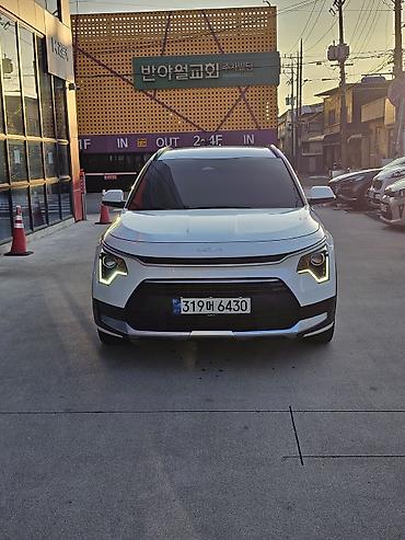 киа нрио: Kia Niro: 2022 г., Гибрид, Кроссовер — 1