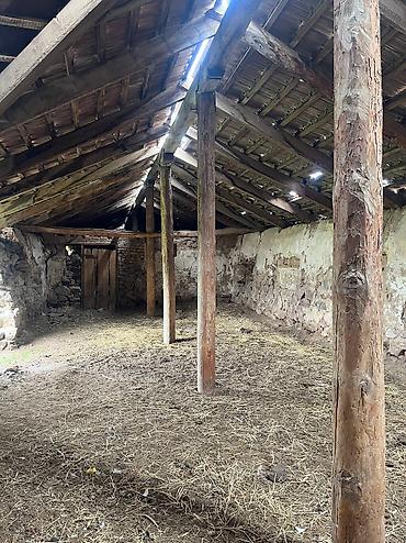 Продажа сельхоз предприятий: Кошара, 82 соток, Действующий, Частично с оборудованием, Электричество — 12