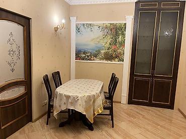 Долгосрочная аренда квартир: 3 комнаты, Агентство недвижимости, Без подселения, С мебелью полностью — 3