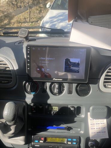 Магнитолы: Новый, Нестандартный, 9 ", Apple Carplay, Android Auto, Android (встроенная ОС), 2 ГБ ОЗУ, 32 Гб ПЗУ