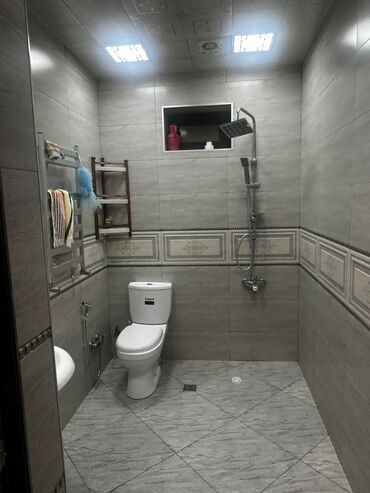 Uzunmüddətli kirayə evlər: 240 kv. m, 4 otaqlı, Kanalizasiya, Kombi, İnternet -da lalafo.az — 15 Uzunmüddətli kirayə evlər: 240 kv. m, 4 otaqlı, Kanalizasiya, Kombi, İnternet — 15