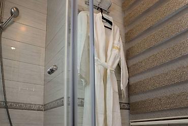 Аренда зданий: Сдаётся элитное отдельностоящее здание в центре Бишкека 800 м2 со — 19