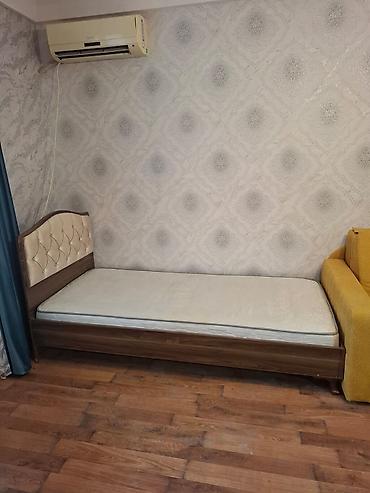 dosek satisi: Çarpayi matrasi ile 90 azn. yaxsi ceziyyetdedi. Yer olmadigi ucun — 2