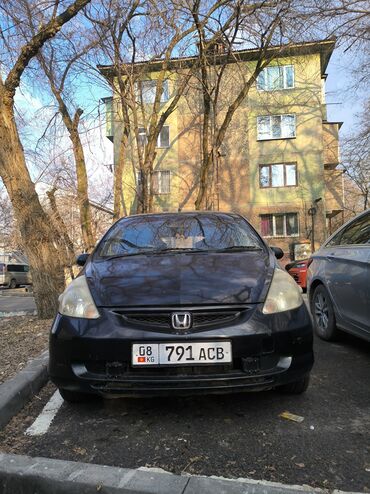 авто с последующим выкупом фит: Honda Fit: 2003 г., 1.5 л, Вариатор, Бензин, Хэтчбэк