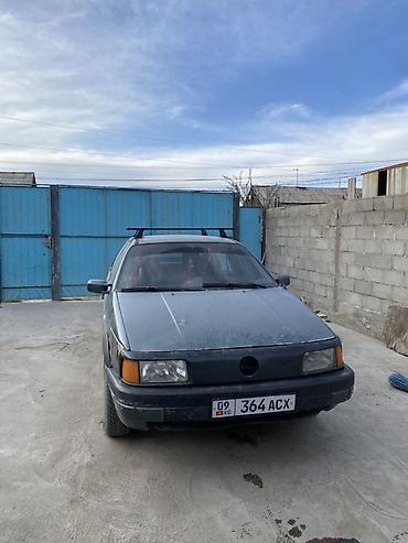 Унаа: Volkswagen Passat: 1988 г., 1.8 л, Кол менен иштөөчү, Лифтбек — 3