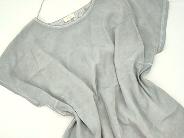 Triangle, Women`s T-shirt, size 6XL (EU 52)