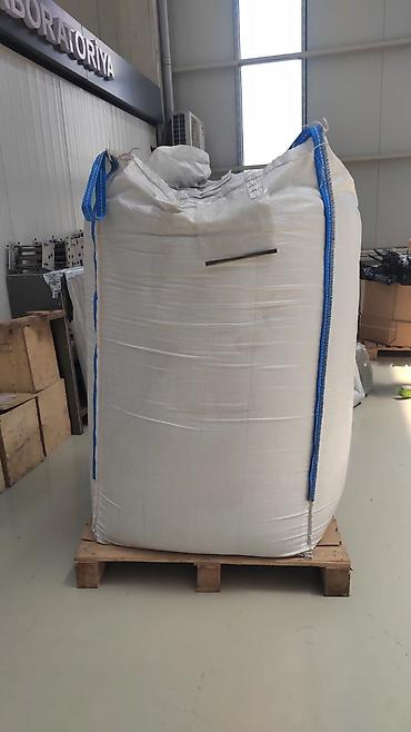 Контейнеры: Məhsul: Big-bag (FIBC) polipropilen kisələr Təsvir: - Sərt yüklərin — 1