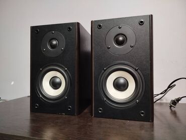 домашние колонки: Продаю недорого SOLO1 отличном сост. есть и другие