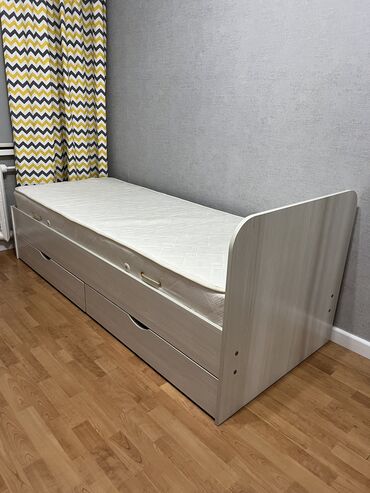 односпальные кроватки: Односпальная Кровать