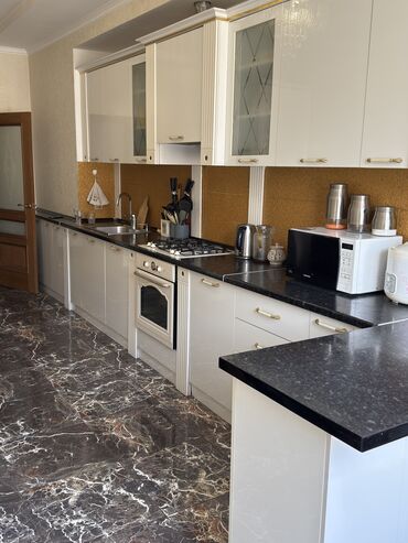 Продажа квартир: 4 комнаты, 136 м², Элитка, 7 этаж, Косметический ремонт at lalafo.kg — 19 Продажа квартир: 4 комнаты, 136 м², Элитка, 7 этаж, Косметический ремонт — 19