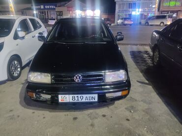 Volkswagen: Volkswagen Passat Variant: 1993 г., 1.8 л, Механика, Бензин, Бус