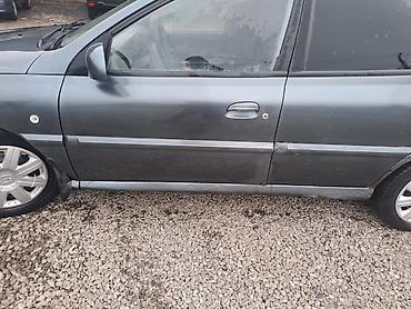 Kia: Kia Rio: 2003 г., 1.3 л, Механика, Бензин, Седан — 8