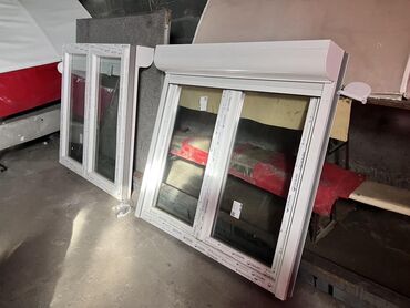 Windows: PVC prozori Potpuno novi prozori sa roletnom i rolo-komarnikom at lalafo.rs Windows: PVC prozori Potpuno novi prozori sa roletnom i rolo-komarnikom