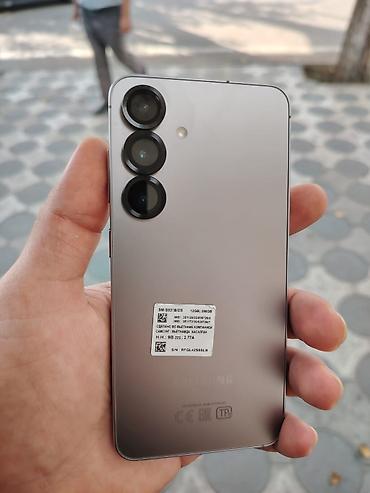 samaung s23: Samsung Galaxy S25, 256 GB, rəng - Gümüşü, İki sim kartlı — 3