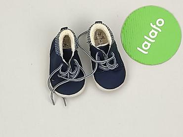 kurtka pull bear: Buciki niemowlęce, F&F, 15 i mniejsze, stan - Bardzo dobry — 2