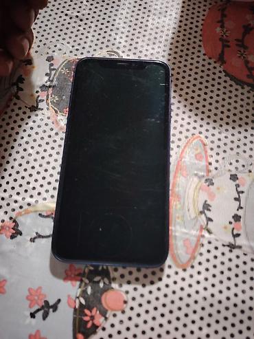 iphone 8 barter: IPhone 17, Mavi, Face ID — 2