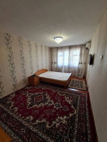 4 ком квартиру: 1 комната, 32 м², 104 серия, 4 этаж