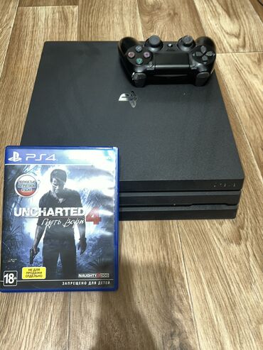 ps4 про: Продаю плейстейшн 4 про, 3 ревизия. в комплекте игра анчартед и юфс 3